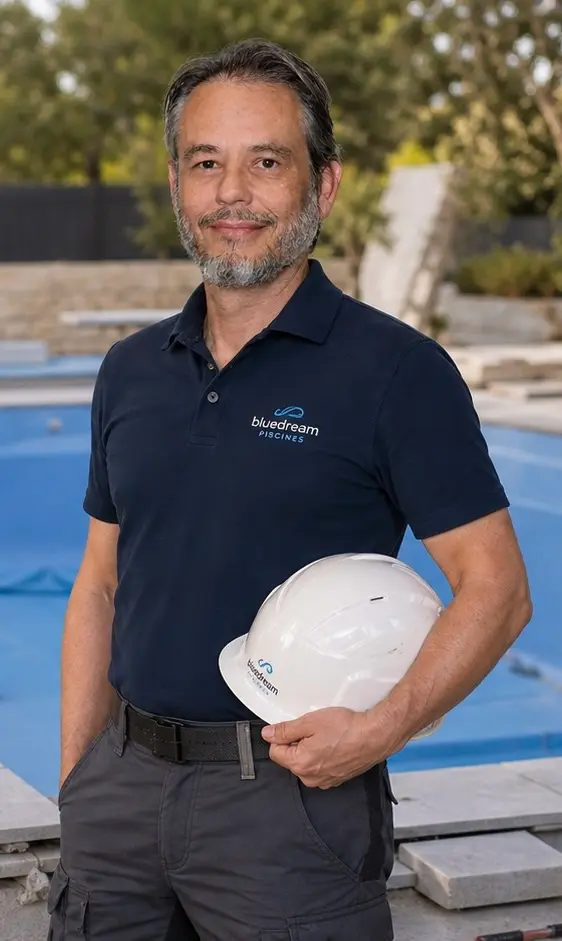 Xavier Delisse - Expert en piscines et traitement de l'eau chez BLUEDREAM PISCINES Marseille